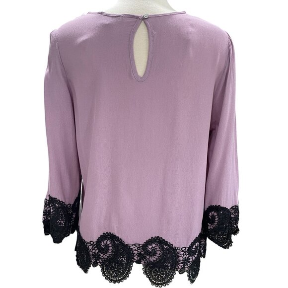 Haute Monde Lavender Blouse Medium Boho Lace Hem Long Sleeve Keyhole Top - Picture 9 of 9